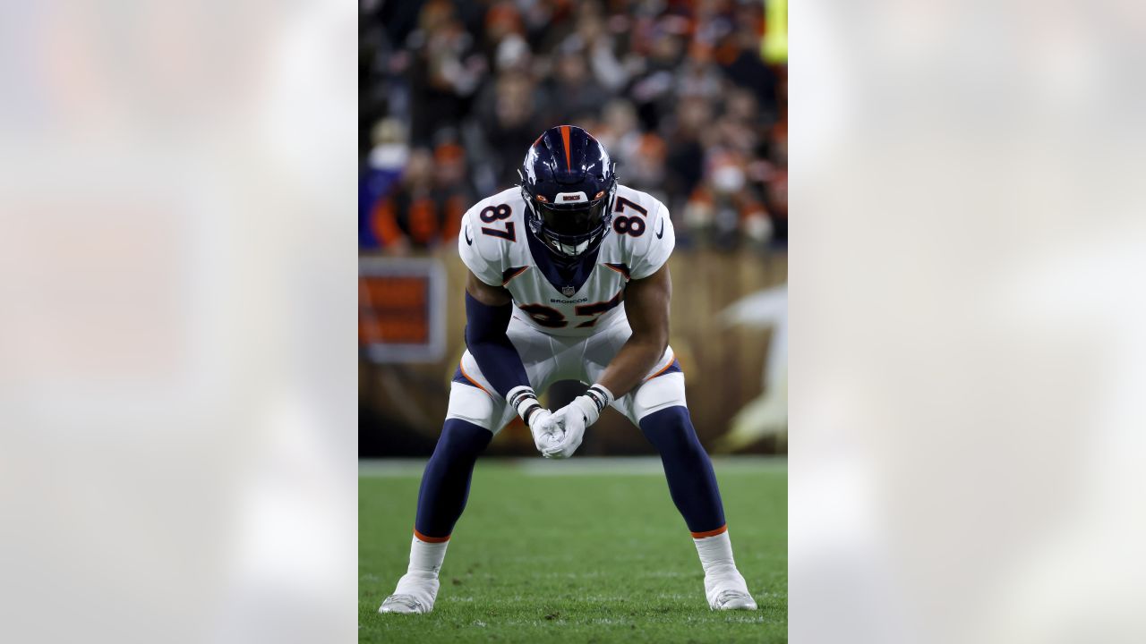 Denver Broncos tight end Noah Fant (87) against the New York Jets