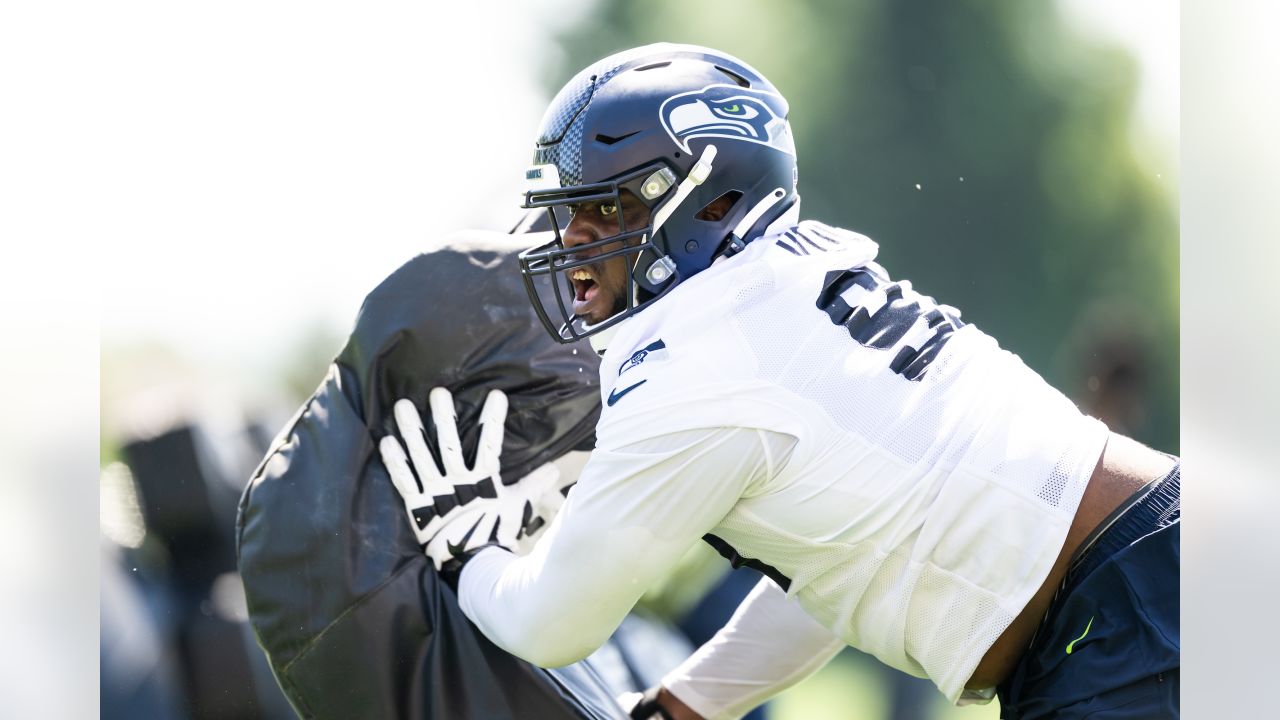 Bumpus: Why Seahawks' L.J. Collier is impressing this offseason - Seattle  Sports