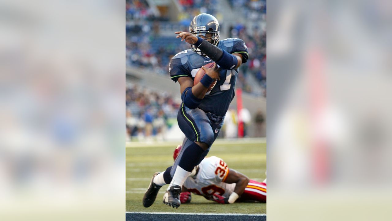 Seattle Seahawks' Nick Bellore (44) during the first half of an NFL  football game against the Arizona Cardinals, Sunday, Nov. 6, 2022, in  Glendale, Ariz. (AP Photo/Darryl Webb Stock Photo - Alamy