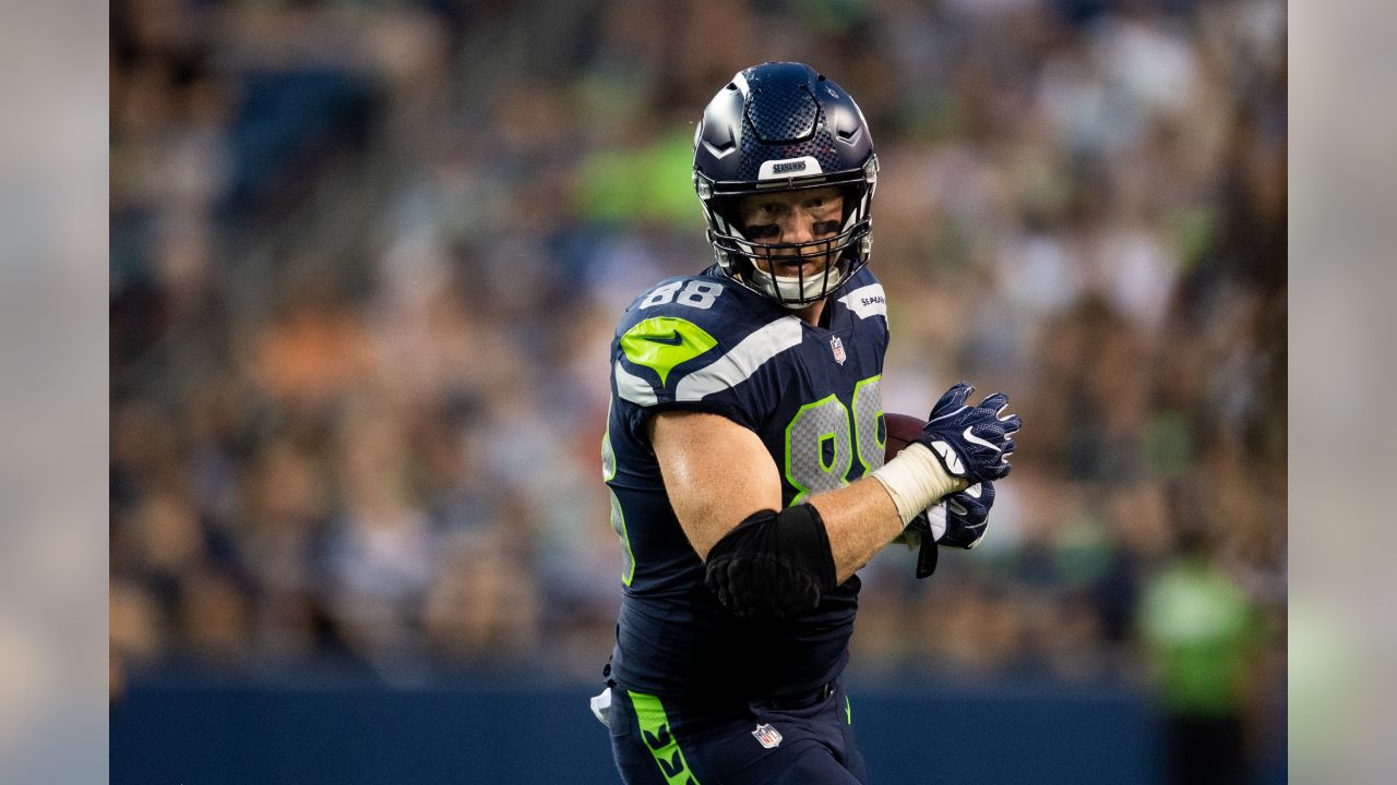 Seahawks Make Roster Moves, Establish Initial 2022 53-Man Roster