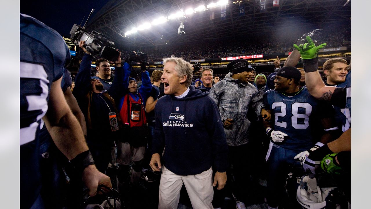 Subpar Seahawks (7-9) win NFC West crown