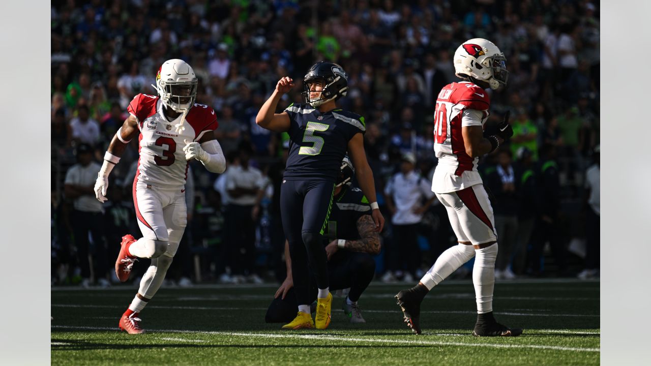 Twitter reacts to Tariq Woolen and the Seahawks' defensive redemption vs.  Cardinals - Field Gulls