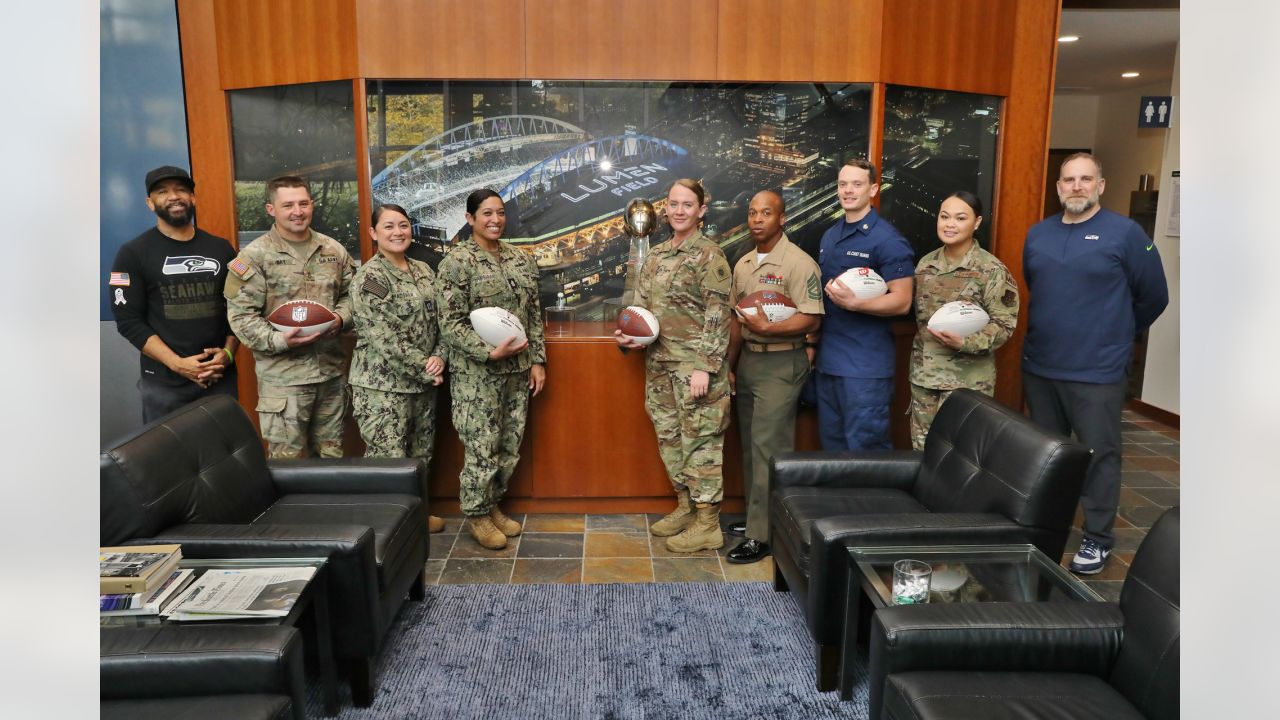 12 combat veterans get 'gift of mobility' from Seahawks, Segs4Vets