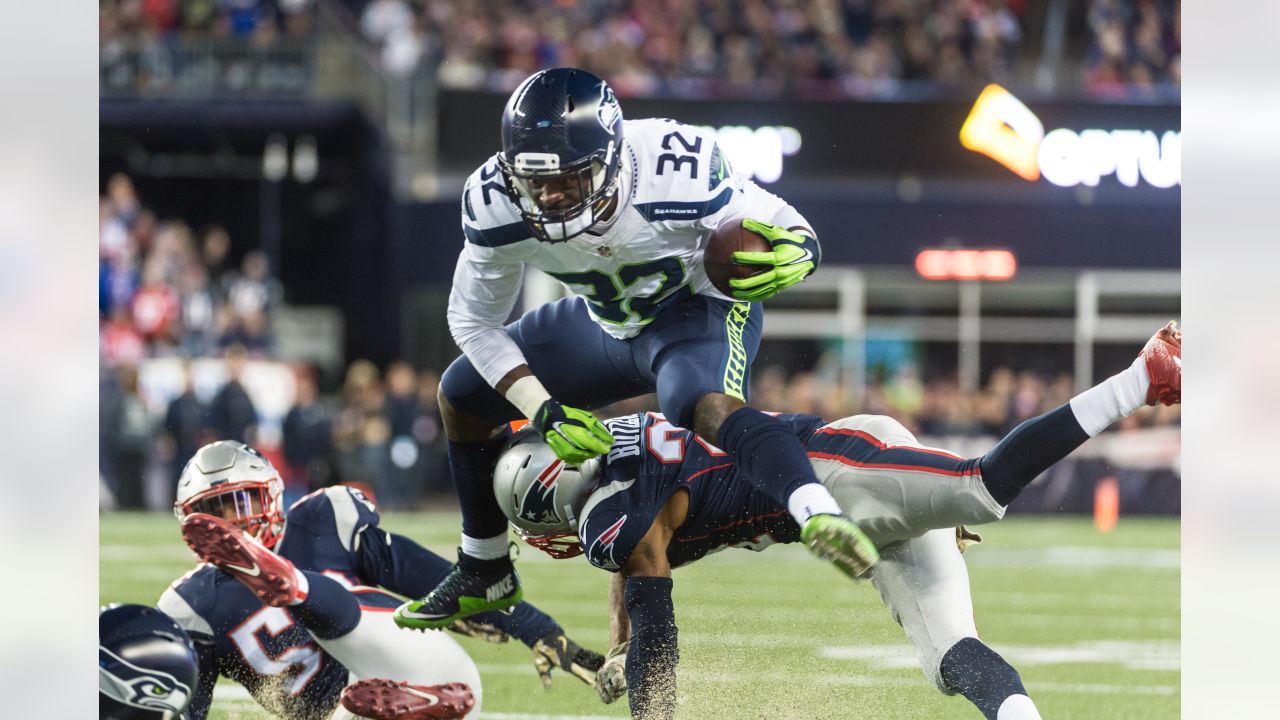 Patriots vs. Seahawks, SNF Week 2, You know we're in for a treat when  these two teams face off. Patriots vs. Seahawks TOMORROW on SNF.