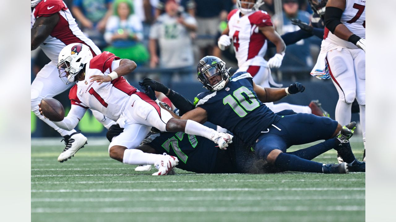 Interceptions begin to find Seahawks CB Tariq Woolen, a budding star -  Field Gulls