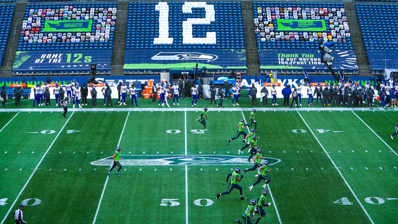 Seattle Seahawks - Russell Wilson throws to DK Metcalf to give us the early  lead! Re-live all of yesterday's moments with the Charbonnel et Walker  Raible Call of the Game: shwks.com/u4ecp