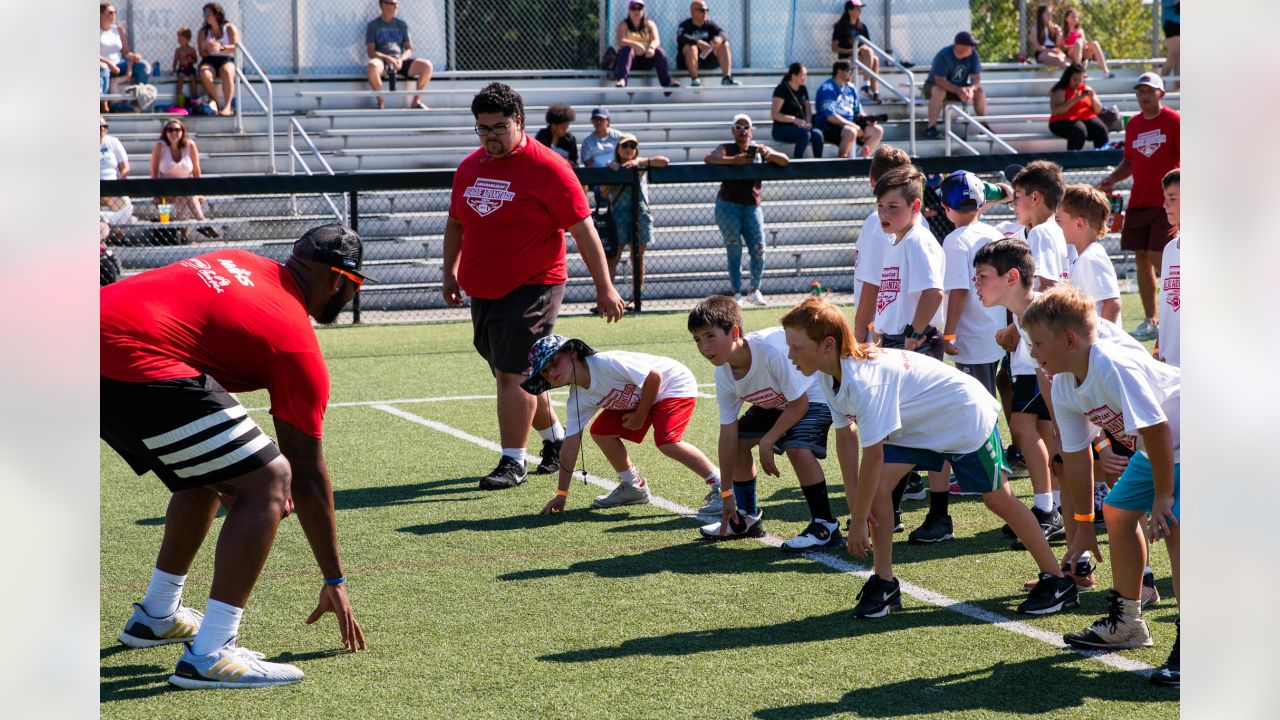 COMMUNITY PHOTOS: Rams LB Bobby Wagner hosts first youth football