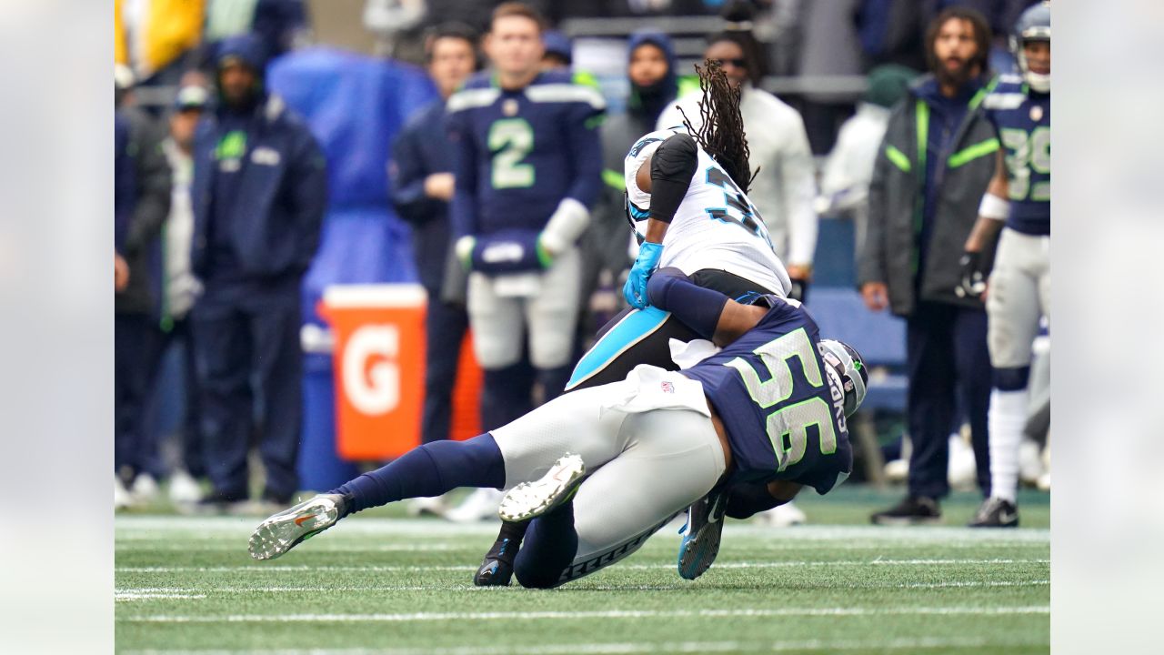 Thanks to Bobby Wagner, Seahawks defense still lowering the boom