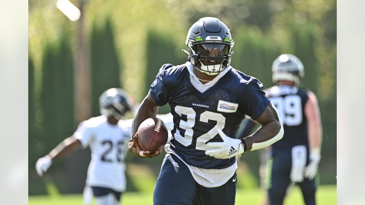 Seattle Seahawks fullback Nick Bellore during an NFL football game