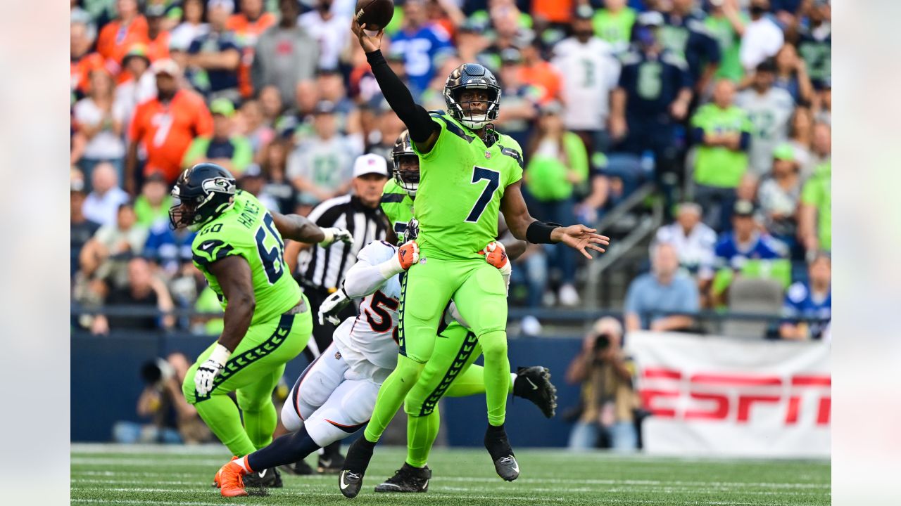 Denver Broncos too inconsistent in 17-16 loss to Seattle Seahawks - Mile  High Sports