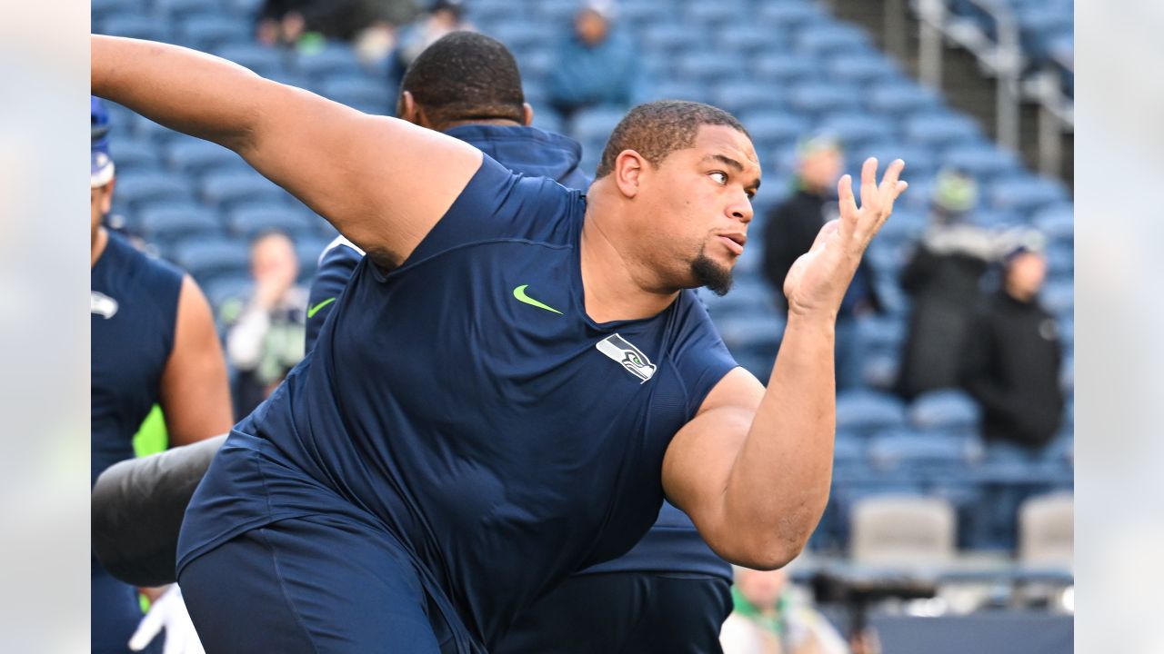 Seahawks release DT Al Woods in latest defensive line shakeup - Field Gulls