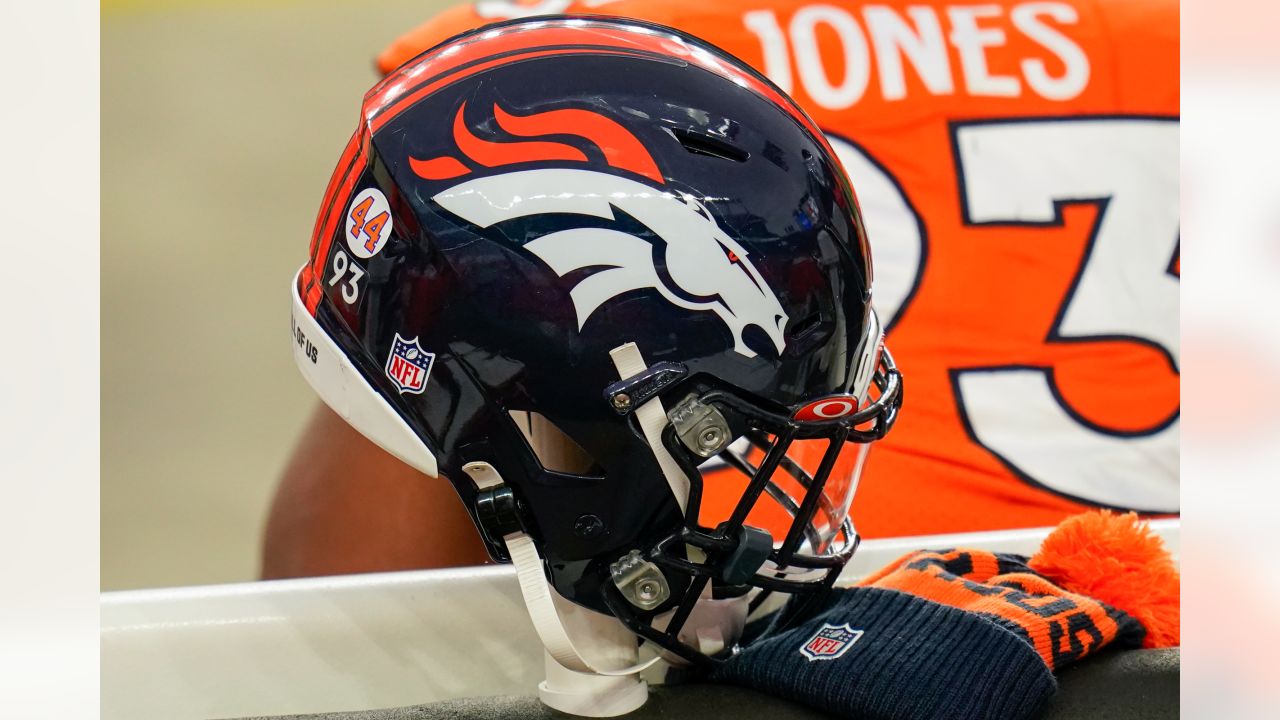 Seahawks: Dre'Mont Jones details 'hectic drama' with Broncos