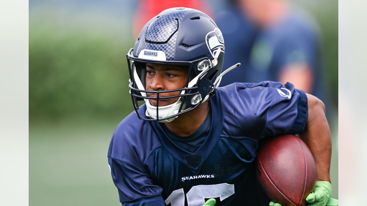 Cornerback Artie Burns agrees to one-year deal with Seahawks