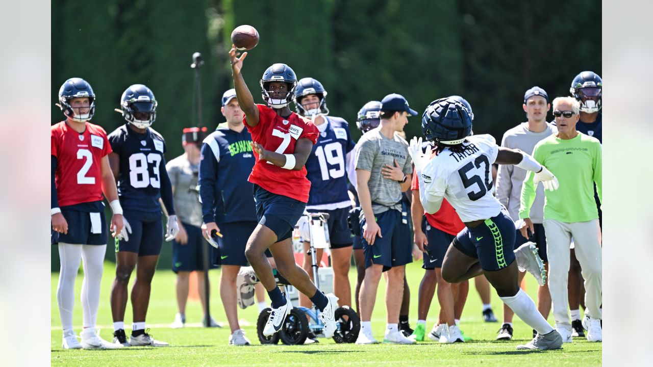 DK Metcalf breaks down Geno Smith's evolution to Seahawks QB1 in 2022