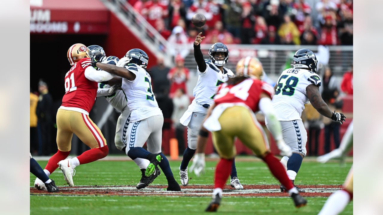 Instant analysis of 49ers' 41-23, wild-card comeback over Seahawks