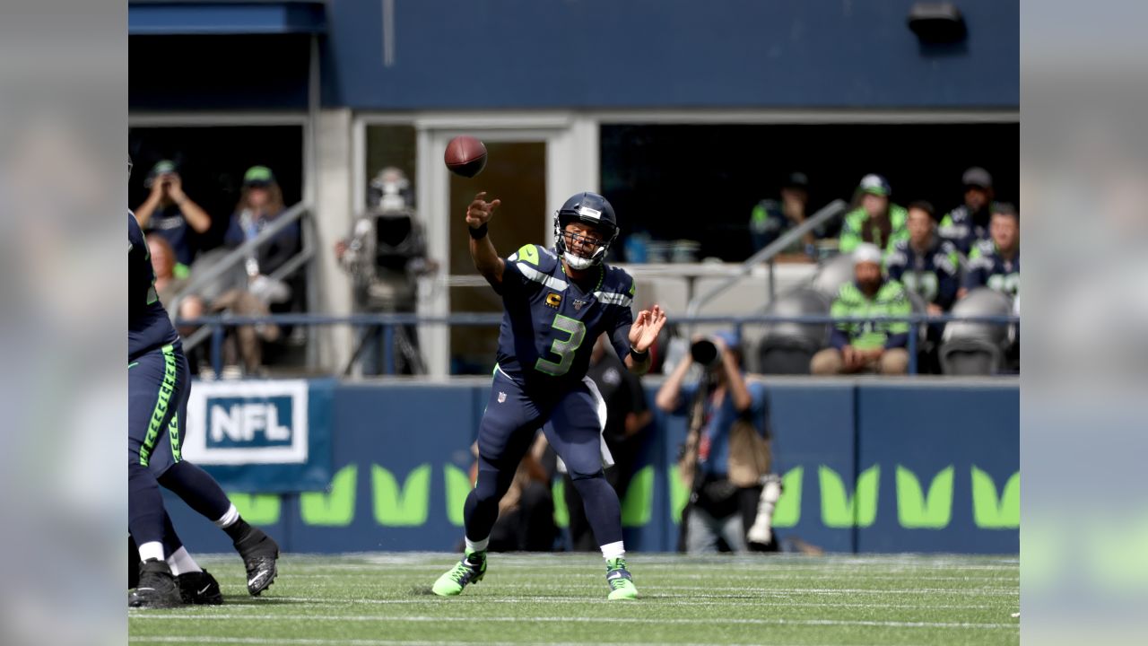 The Checkdown on X: DK Metcalf rolled up to his first game as a Seahawk  rocking the legendary Steve Largent jersey 