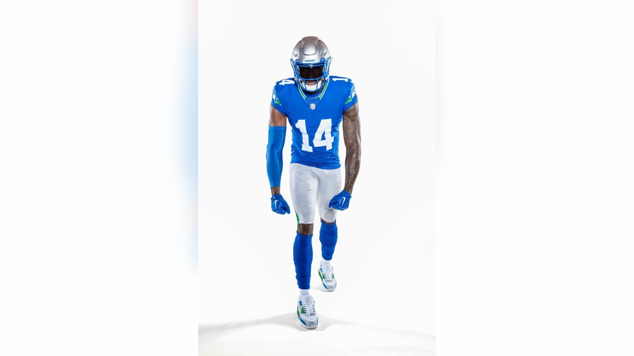 What The Detroit Lions New Uniforms Will Look Like - Modern and Throwback 