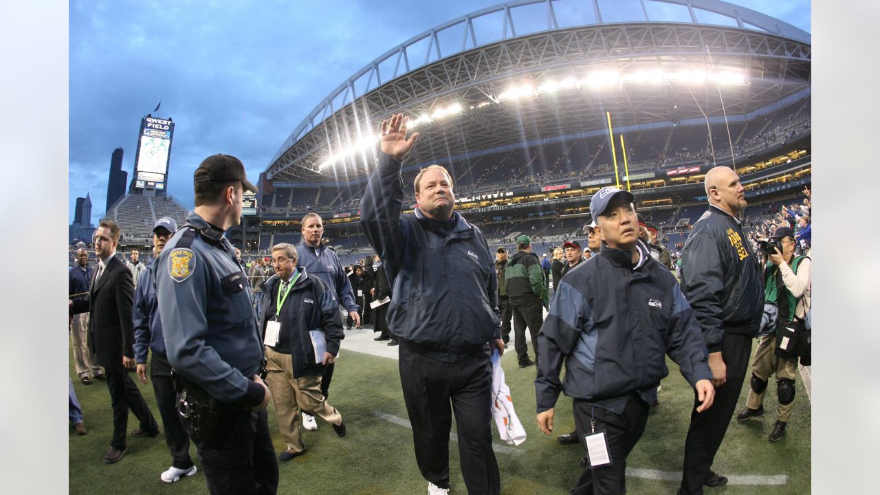 Former Seahawks coach Mike Holmgren a semifinalist for Pro