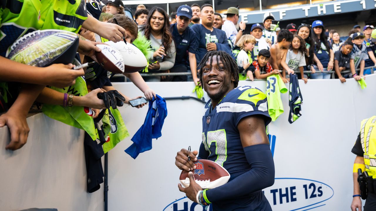 What To Watch In The Seahawks' Week 9 Game at Arizona