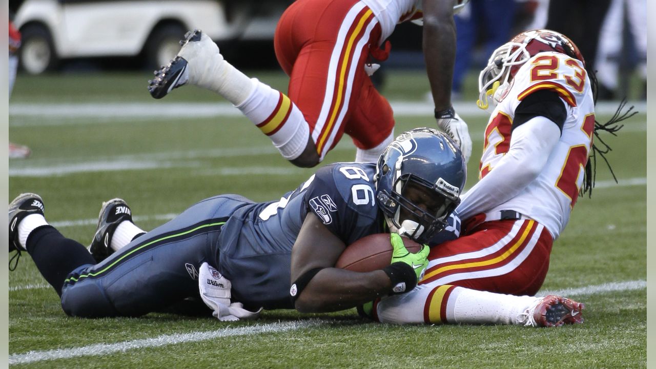 Seattle Seahawks linebacker Nick Bellore (44) is seen during a preseason  NFL football game against the Dallas Cowboys, Friday, Aug. 26, 2022, in  Arlington, Texas. Dallas won 27-26. (AP Photo/Brandon Wade Stock Photo -  Alamy