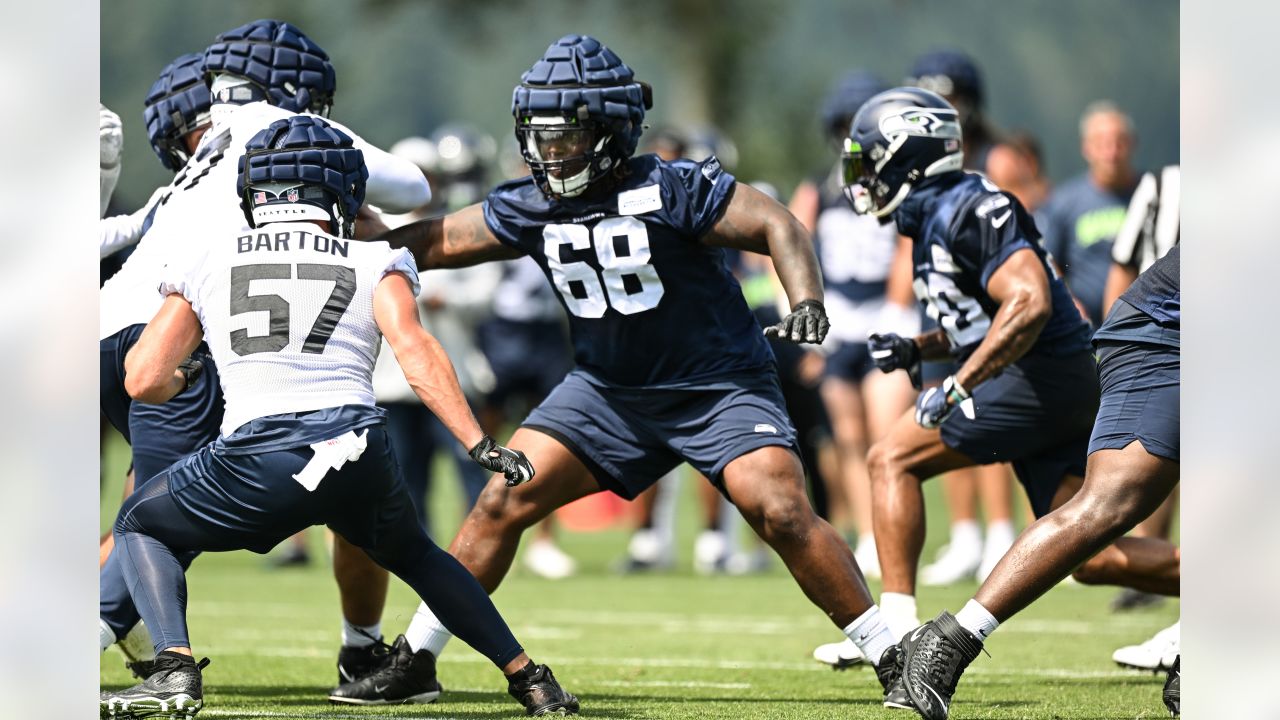 5 Observations From Practice No. 5 of 2022 Seahawks Training Camp - BVM  Sports