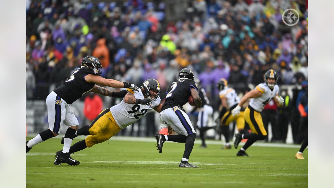 In Dramatic Fashion, Steelers Beat Ravens 16-13 And Stay In Playoff Hunt -  Steelers Depot