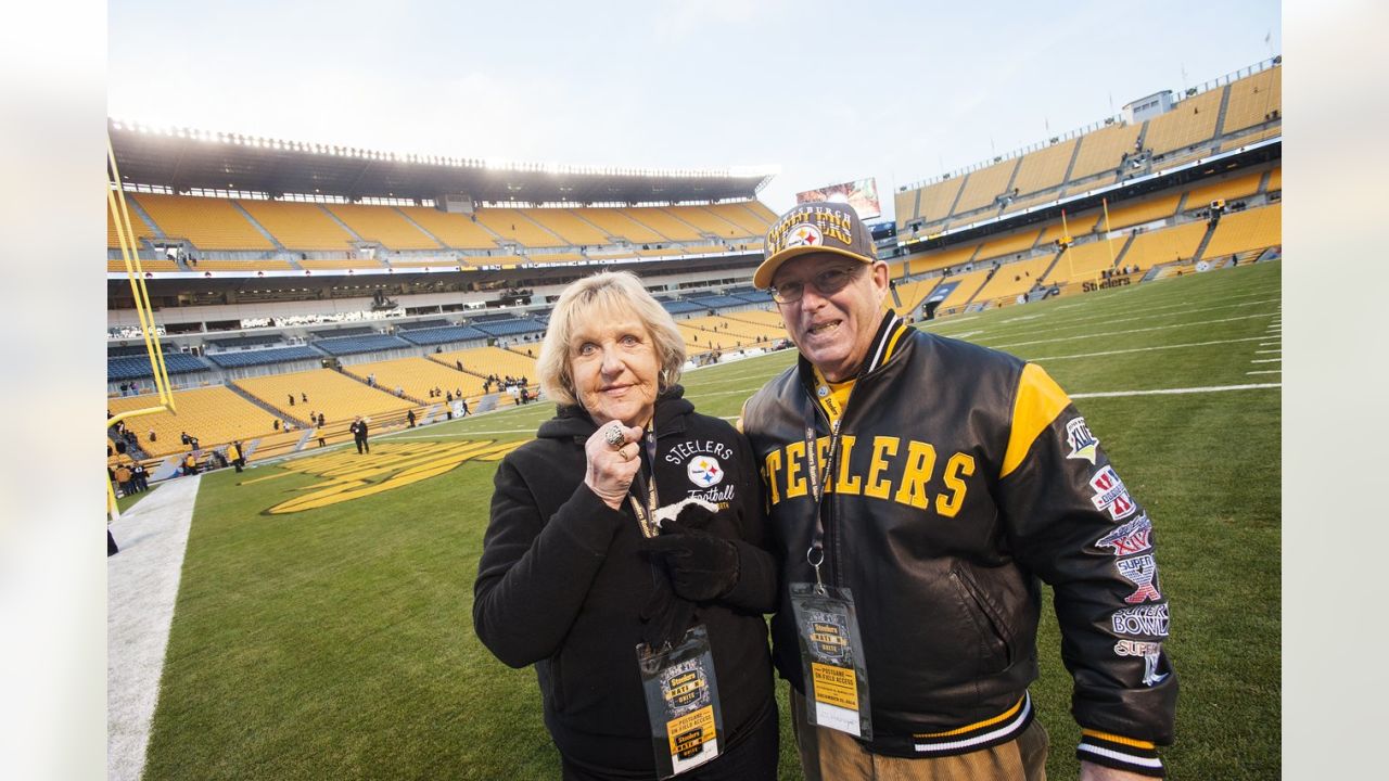 I'm Still Calling It Heinz Field, Hoodie / Extra Large - Pro Football - Sports Fan Gear | BreakingT