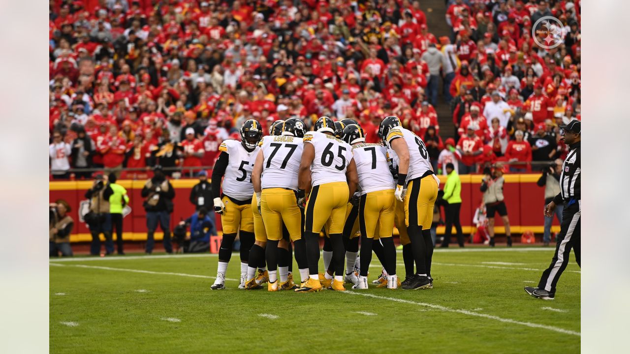 Pittsburgh Steelers vs Kansas City Chiefs - December 26, 2021