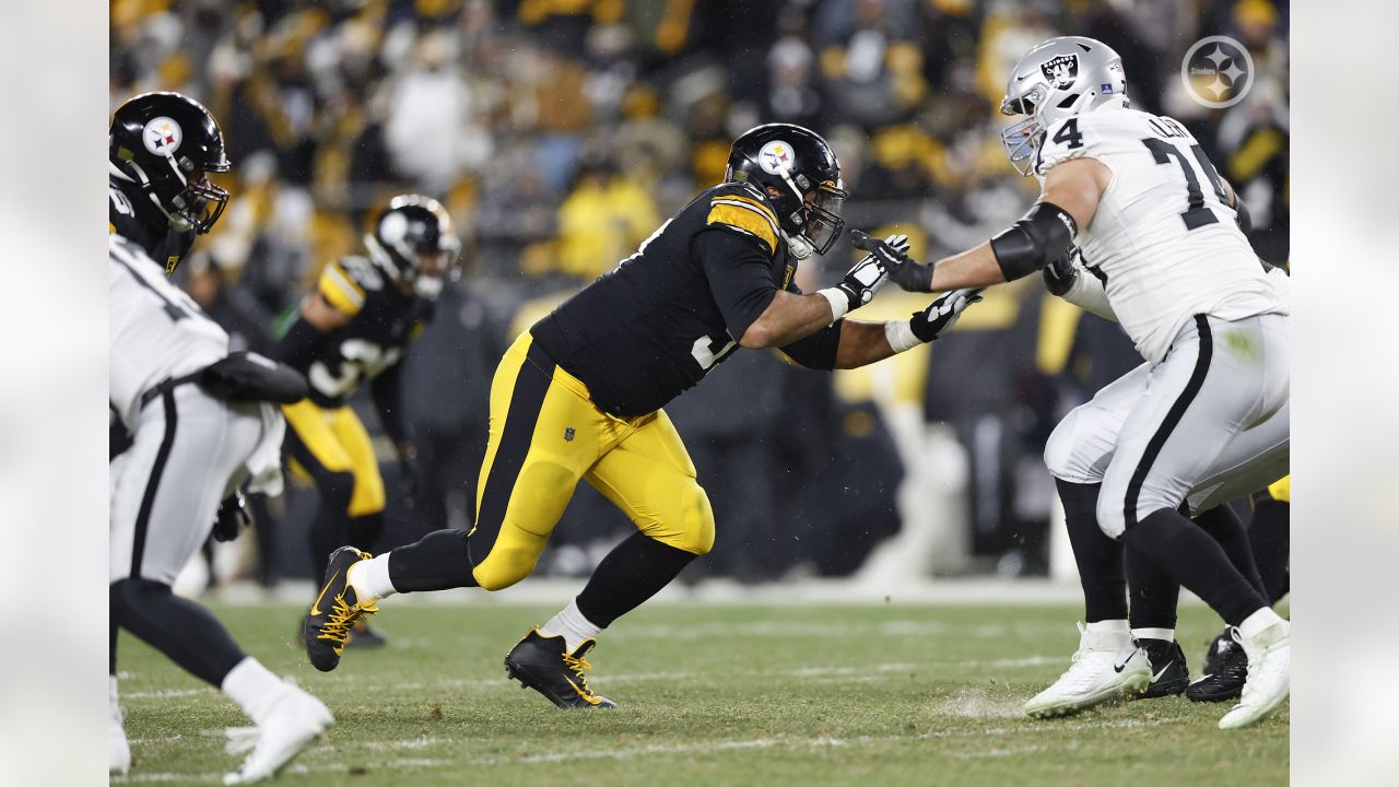 Watch: Cam Heyward run stuff gives the Steelers the ball back for  game-winning drive - Steel City Underground