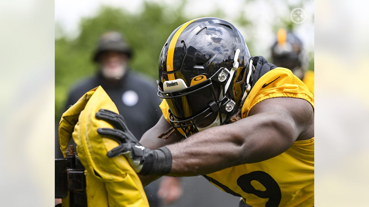 Steelers Free Agent Additions: DL Larry Ogunjobi 2021 Pass Rush Data