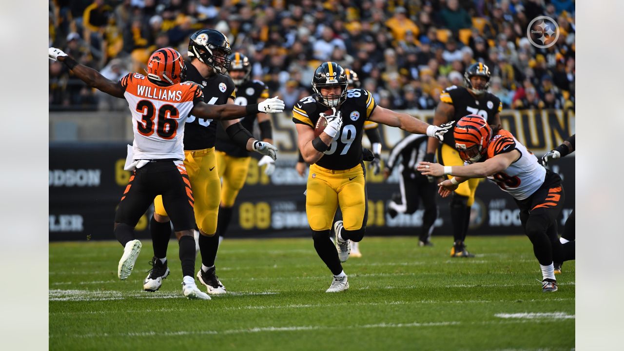 Steelers' Vance McDonald Ruled Out vs. Cardinals After Suffering