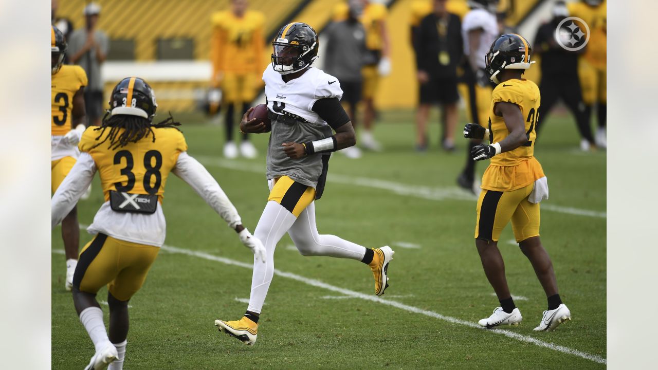 Steelers camp observations: Mike Tomlin looks to 'harden' his players with  a grueling weekend schedule