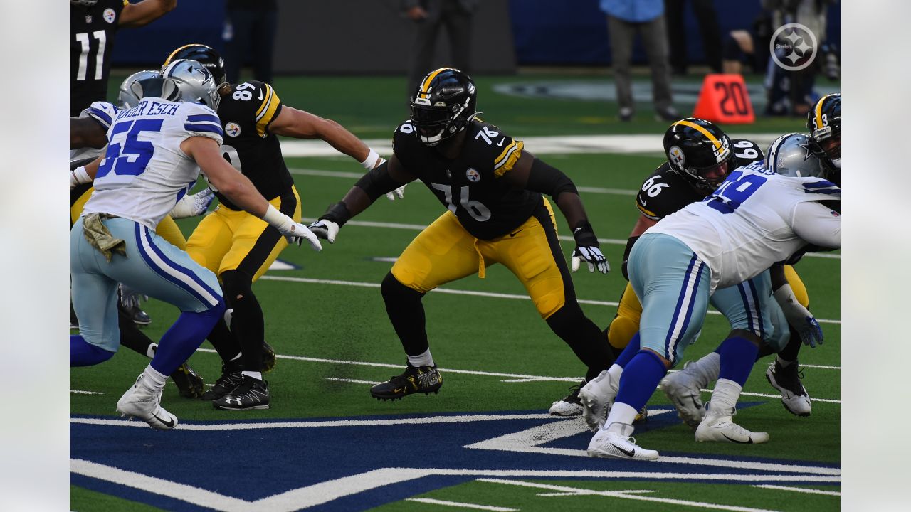 Steelers come back to defeat Cowboys, 24-19