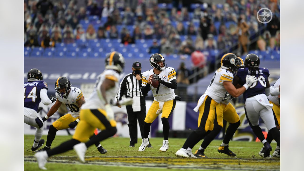 Roethlisberger, Conner lead Pittsburgh Steelers over Baltimore Ravens