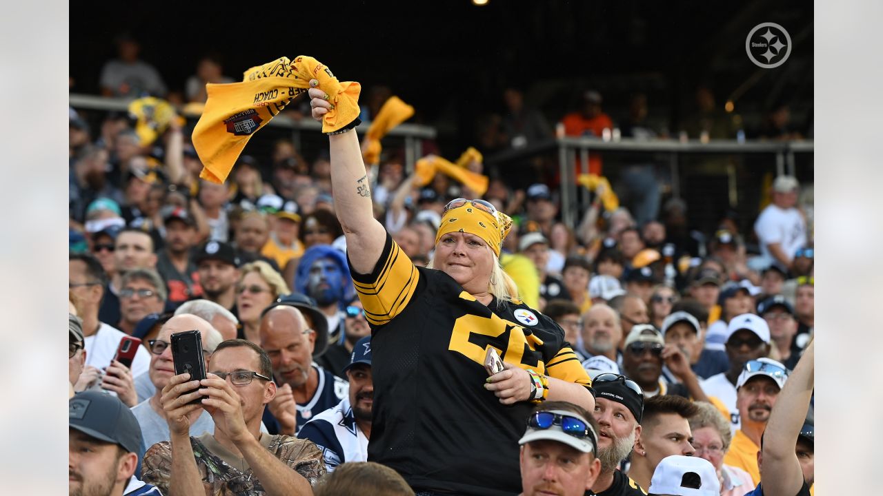 PHOTOS: Fans at Hall of Fame game vs. Cowboys