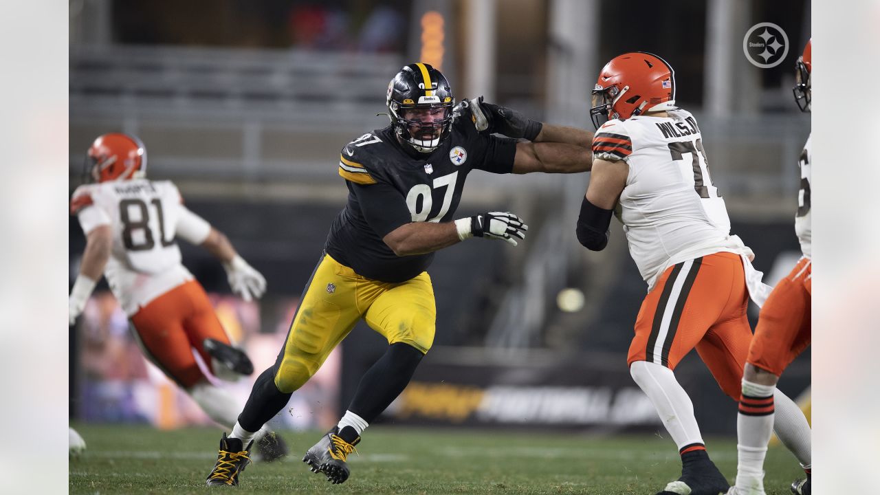 Cleveland Browns face Pittsburgh Steelers in Wild Card round