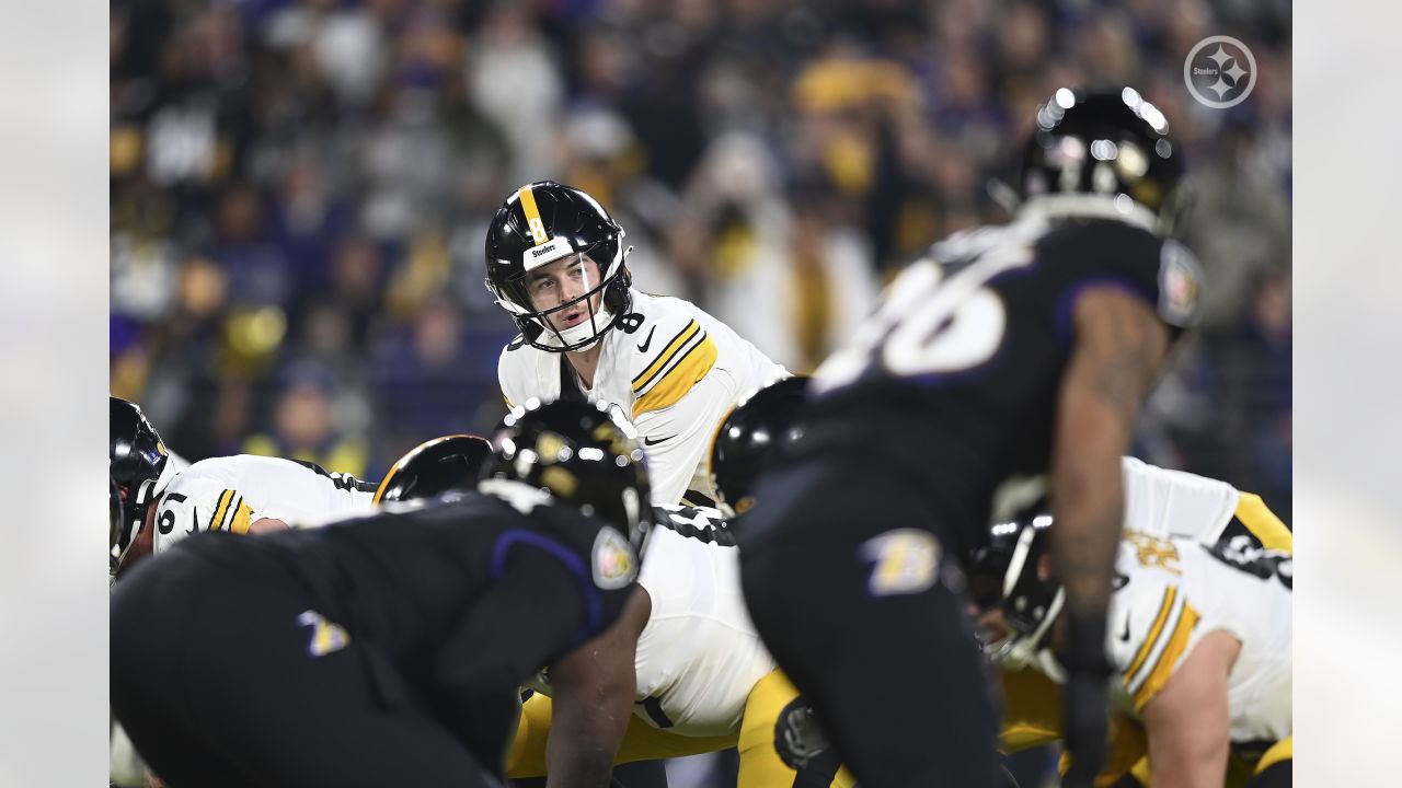 Steelers edge Ravens, 16-13