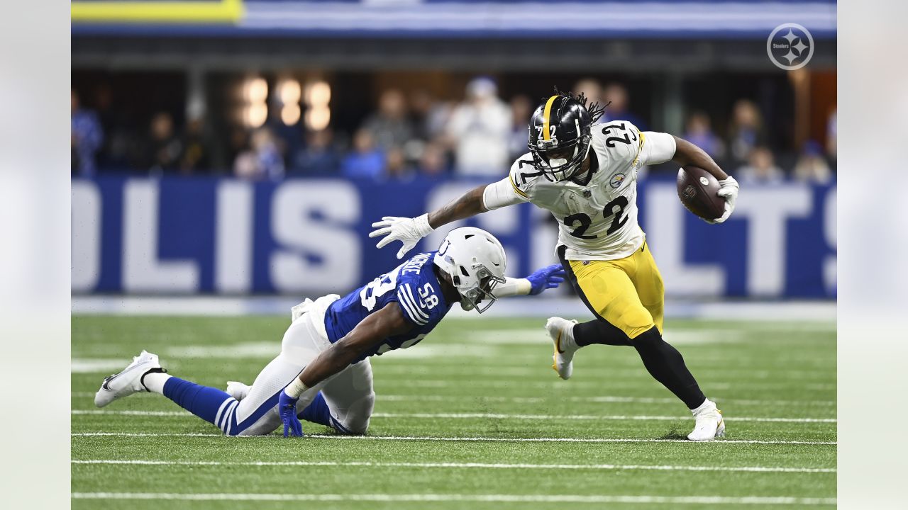 Steelers rally past Colts to end skid, lock up AFC North