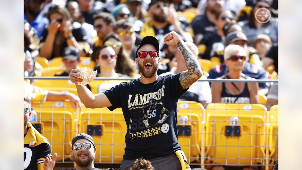 Steelers W V-Neck Game Tradition - The Locker Room of Downey