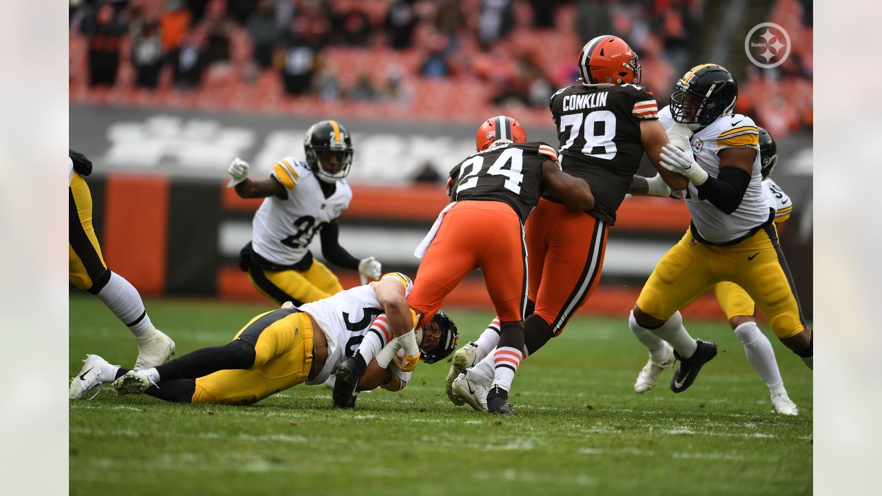 Browns-Steelers Final Score: Pittsburgh capitalizes with 15-10 win on  Cleveland's fumble, drops - Dawgs By Nature