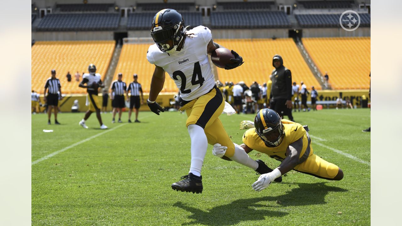 Steelers training camp: Benny Snell, Kalen Ballage return to practice