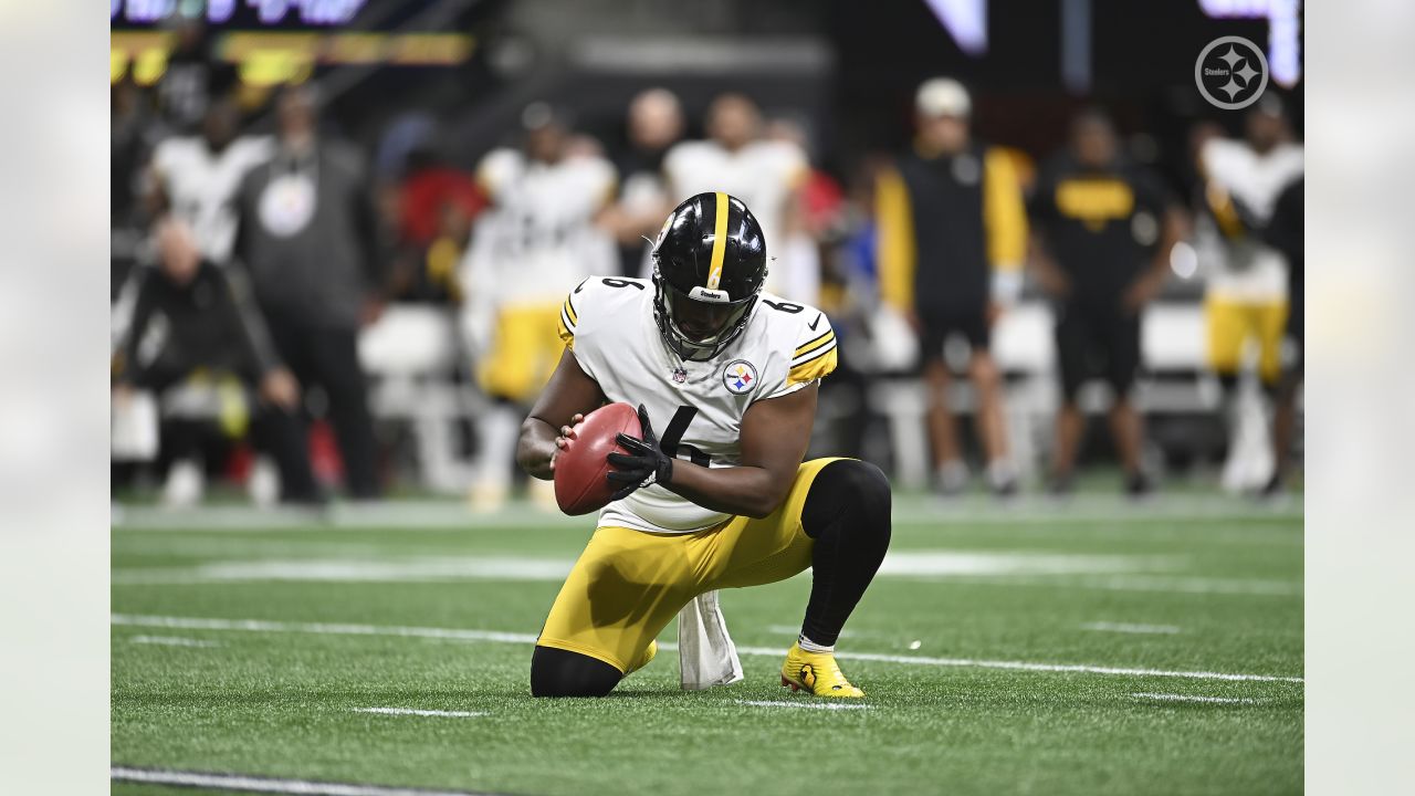 Atlanta Falcons tight end John FitzPatrick (87) works during the second  half of an NFL preseason football game against the Pittsburgh Steelers,  Thursday, Aug. 24, 2023, in Atlanta. The Pittsburgh Steelers won