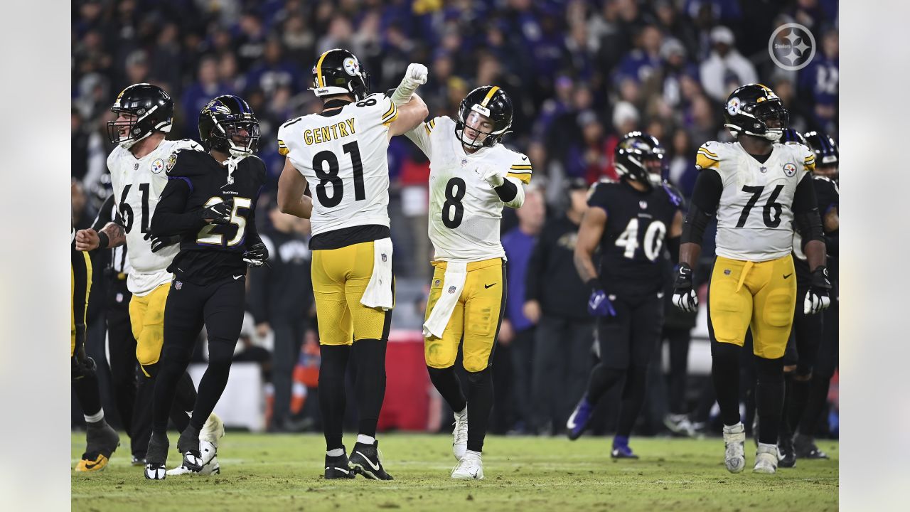 BALTIMORE, MD - JANUARY 01: Pittsburgh Steelers quarterback Kenny Pickett  (8) under center during the game between the Pittsburgh Steelers and the  Baltimore Ravens on January 1, 2023 at M&T Bank Stadium