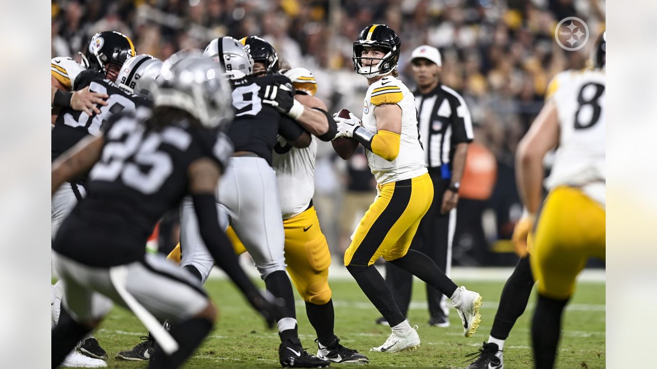 Pittsburgh Steelers 23-18 Las Vegas Raiders: Kenny Pickett passes