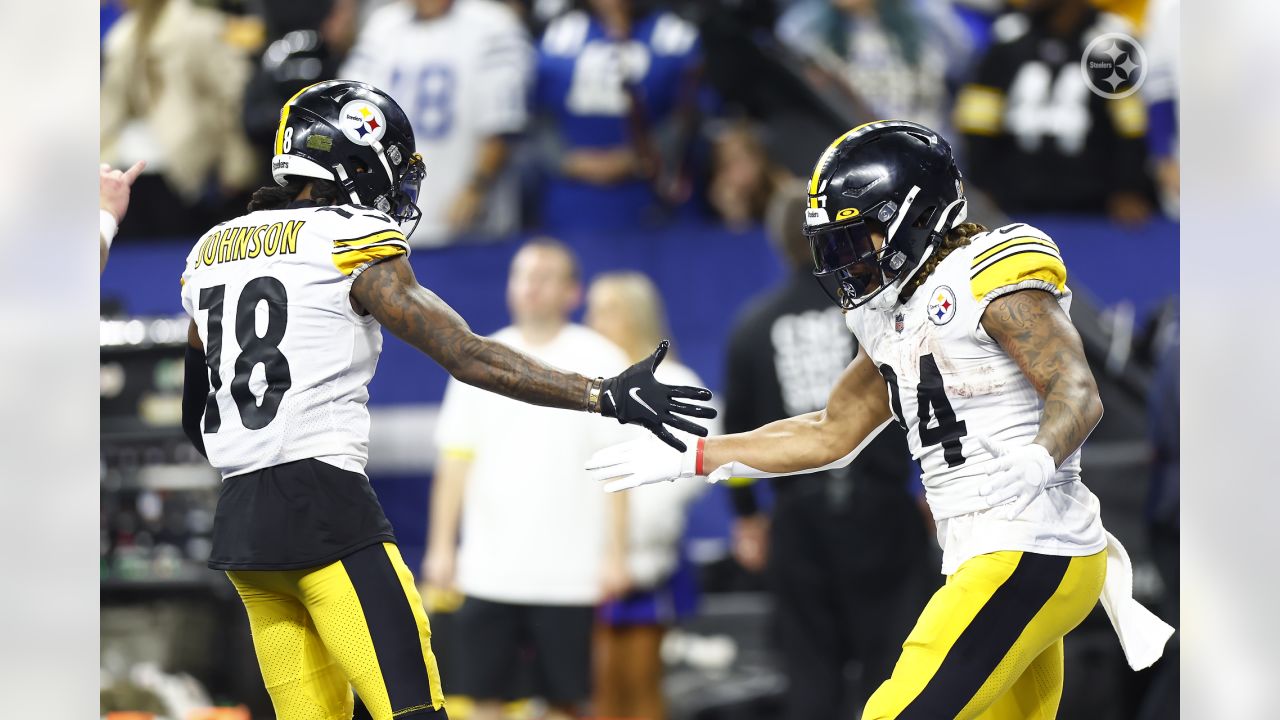 NFL scores: Pittsburgh Steelers hold off Indianapolis Colts fightback to  claim fourth win