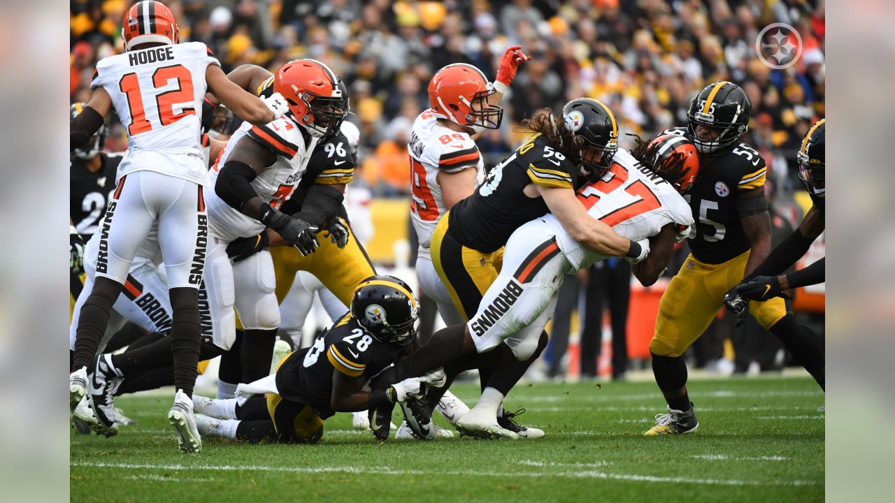 Browns-Steelers Final Score: Pittsburgh capitalizes with 15-10 win on  Cleveland's fumble, drops - Dawgs By Nature