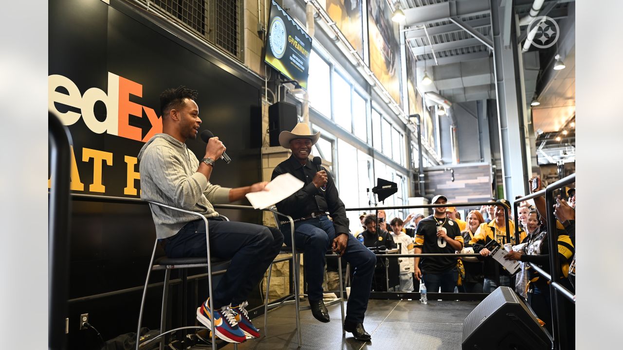 PHOTOS: Steelers 2022 Draft Party