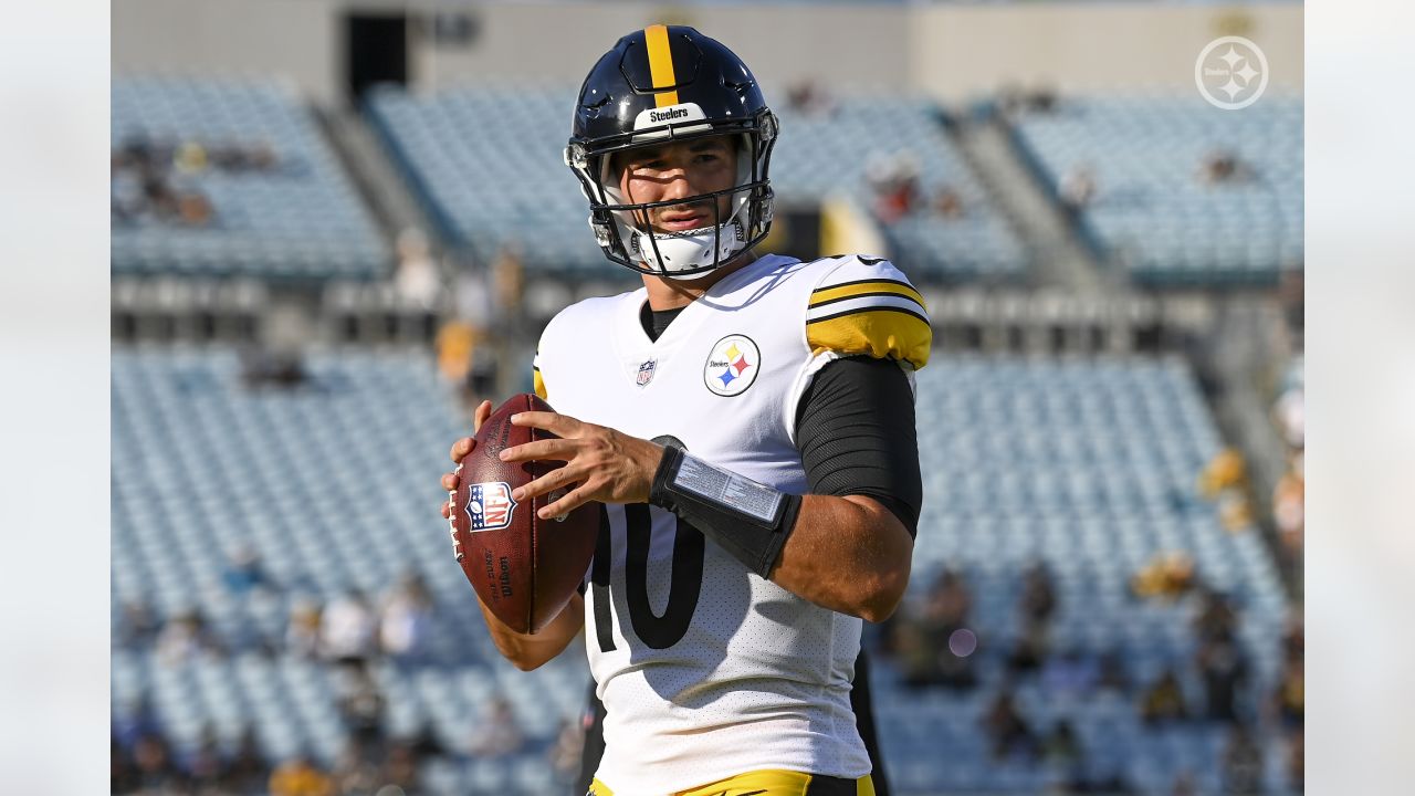 Kenny Pickett will follow Mitch Trubisky in Steelers' QB rotation Saturday  vs. Jaguars