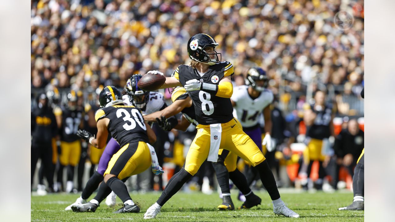 NFL Roundup: Steelers hang on to beat Ravens; Raiders deal