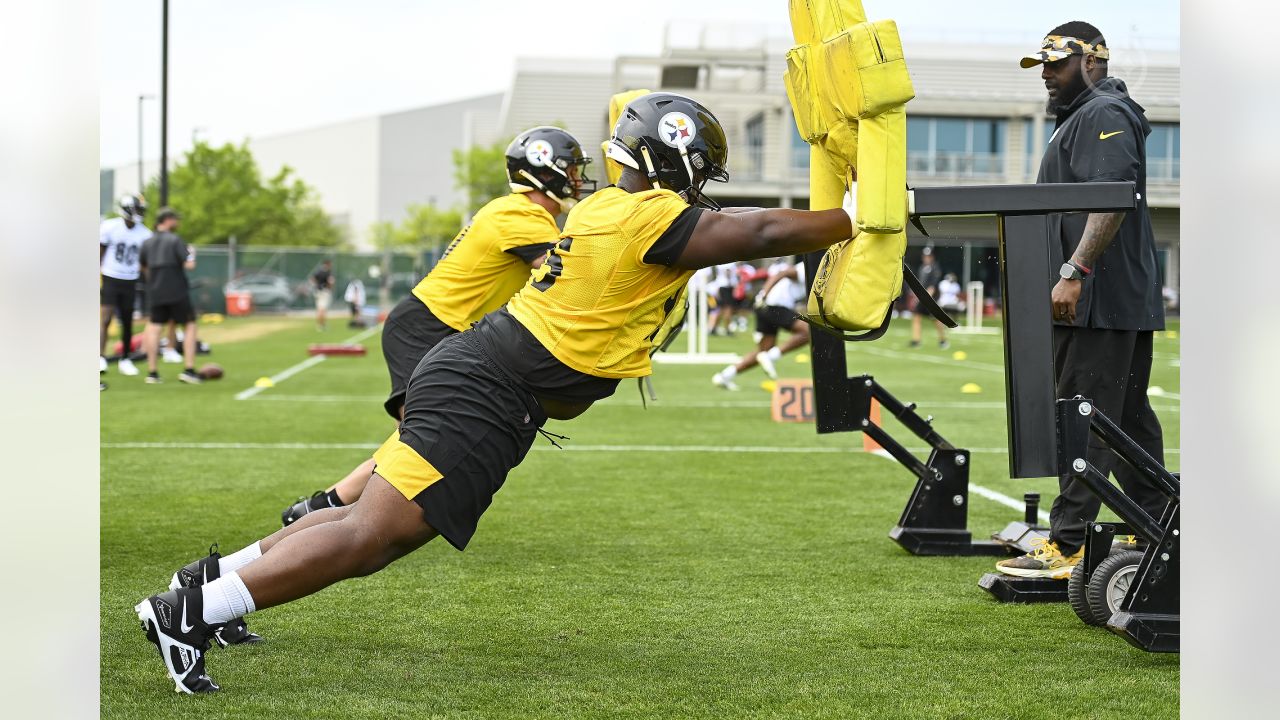 Steelers' rookie linemen are continuing to grow, Sports